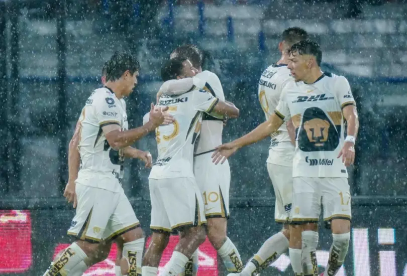Pumas sigue buscando delantero Pumas sigue buscando delantero
