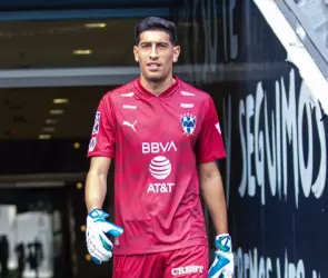 Esteban Andrada reclama a Rayados tras su salida a Europa