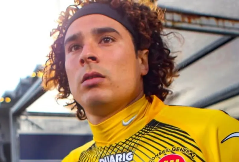 Guillermo Ochoa tiene los días contados para conseguir un nuevo equipo Guillermo Ochoa tiene los días contados para conseguir un nuevo equipo