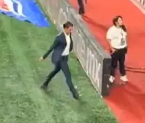 Afición de Xolos agrede a Fernando Gago tras juego vs Necaxa