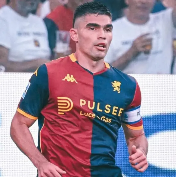 Revelan los millones que Pumas pudo ganar por Johan Vásquez