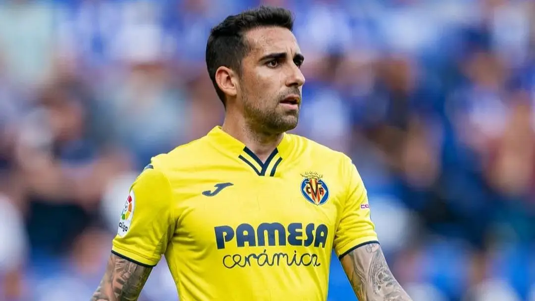 El futbolista sería el más cercano para llegar al cuadro universitario. Instagram - Paco Alcácer