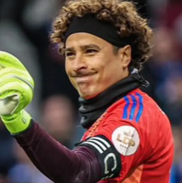 Guillermo Ochoa en la mira de clubes europeos