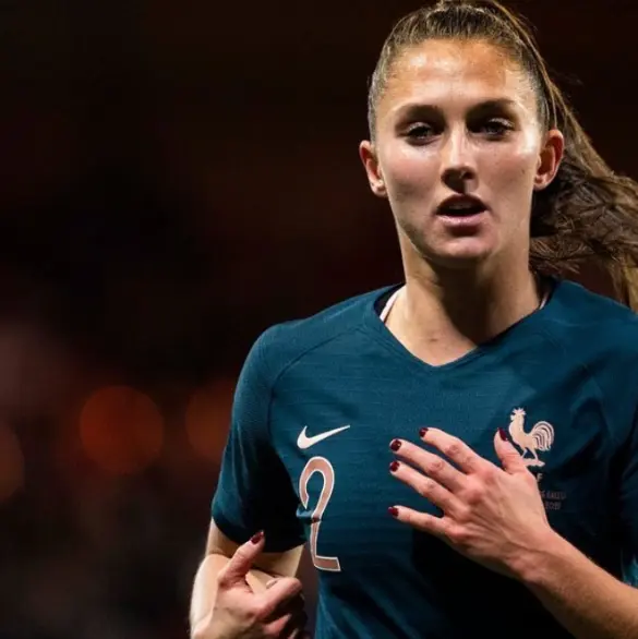 Ella es Eve Perisset, la jugadora francesa de Tigres Femenil