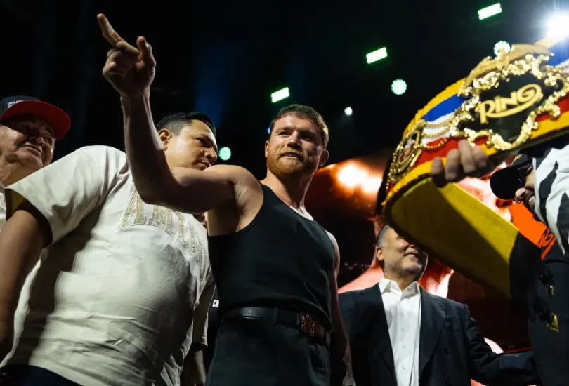 Canelo Álvarez ha decidido no salir con cantantes