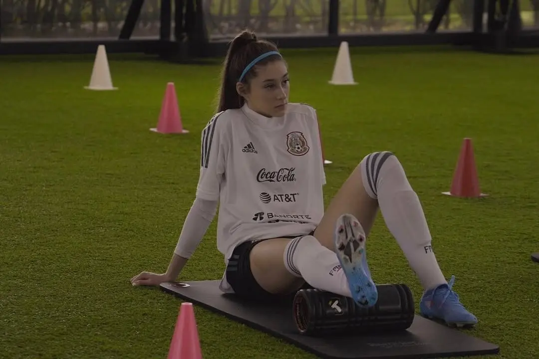 Eligió representar a México sobre Inglaterra y Canadá Eligió representar a México sobre Inglaterra y Canadá