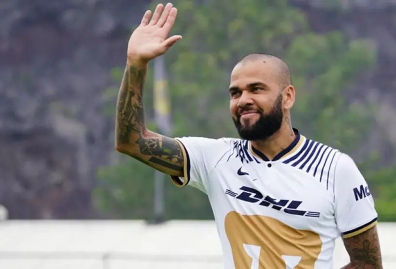 Dani Alves perdió ante Pumas