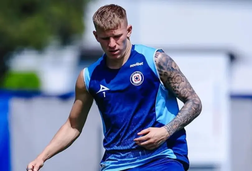 Bogusz tiene una situación compleja en Cruz Azul