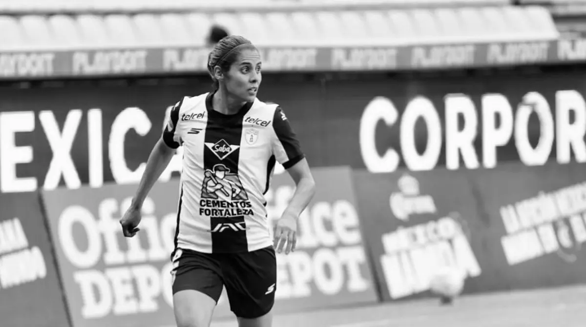  Kenti Robles se lanzó contra los fans del América 