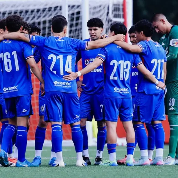 Promesa de Cruz Azul, pretendida por 2 clubes de Europa