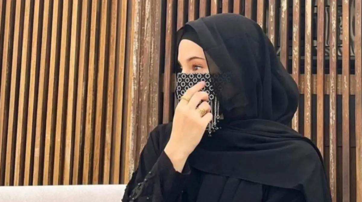 Son contadas las ocasiones en las que acompaña a Dembélé en el estadio, únicamente lo hace para celebrar sus campeonatos. Son contadas las ocasiones en las que acompaña a Dembélé en el estadio, únicamente lo hace para celebrar sus campeonatos.