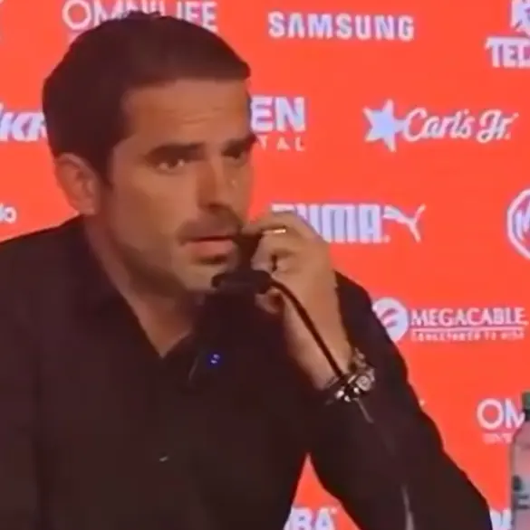 La reacción de Gago al ser cuestionado tras regresar al Akron