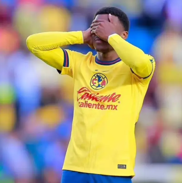Revelan sueldo de Javairô Dilrosun en América pese a no jugar