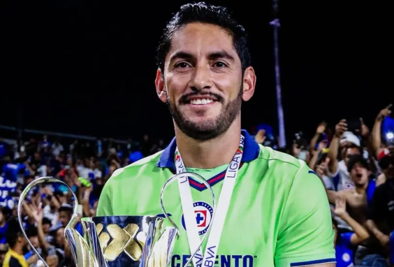 Chuy Corona sueña con volver a Cruz Azul
