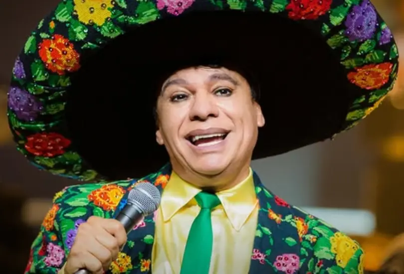 Juan Gabriel nuevamente causa revuelo