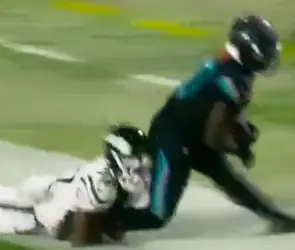 La escalofriante lesión de Tyreek Hill con Miami Dolphins (VIDEO)