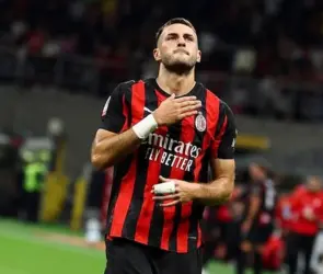 La estrella que reemplazaría a Santiago Giménez en el Milan