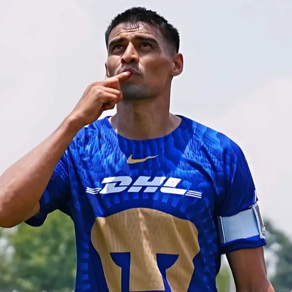 Memo Martínez se pierde todo el torneo con Pumas por grave lesión