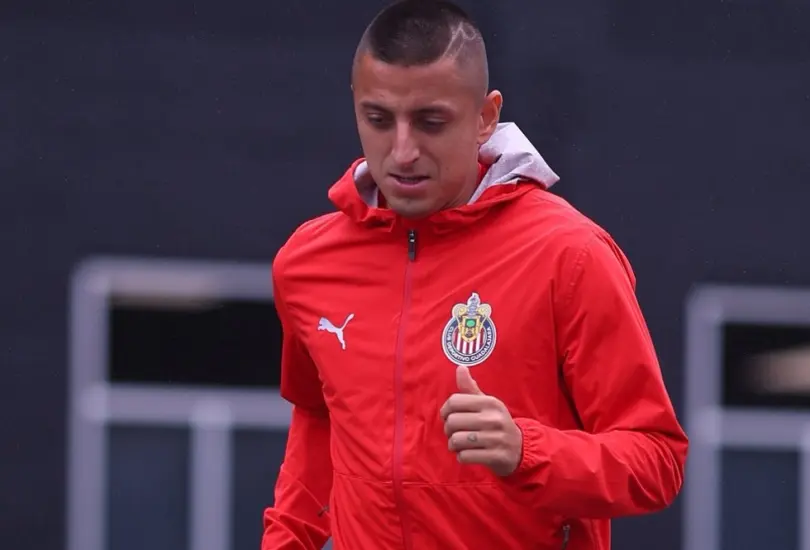 Piojo Alvarado ha generado muchas dudas esta semana por su actuar en redes sociales Piojo Alvarado ha generado muchas dudas esta semana por su actuar en redes sociales