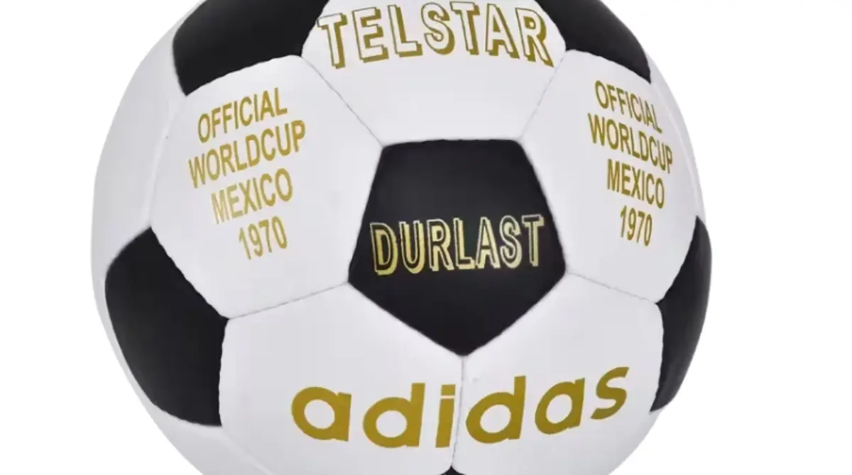 En el Mundial de 1970, Adidas se convirtió en el proveedor oficial de los balones de la competición, una asociación que se ha mantenido hasta la fecha.