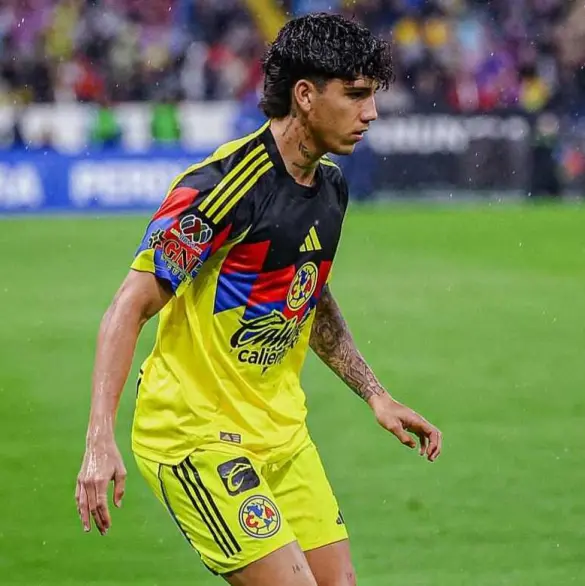 Kevin Álvarez, a la Selección Mexicana por lesión de Huescas
