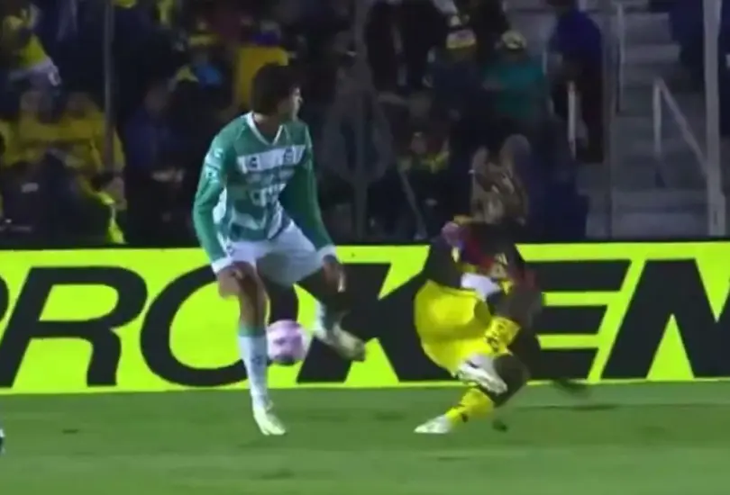 La afición americanista ha mostrado su indignación por la lesión que sufrió Saint-Maximin
