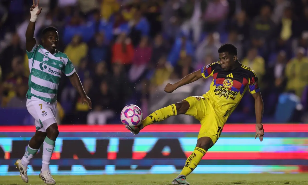  La baja de la 'Pantera' Zúñiga se suma a la larga lista de lesionados del Club América. 