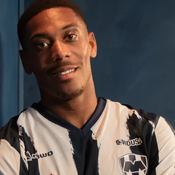 Revelan al culpable del fichaje de Anthony Martial con Rayados