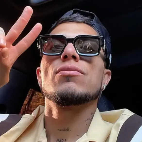 Carlos Salcedo exhibe a inmobiliaria por adeudo económico