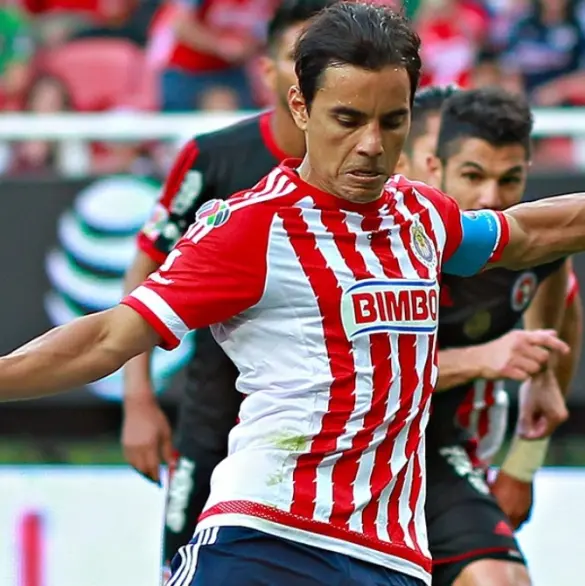 Revelan detalles del estado de Omar Bravo dentro de prisión