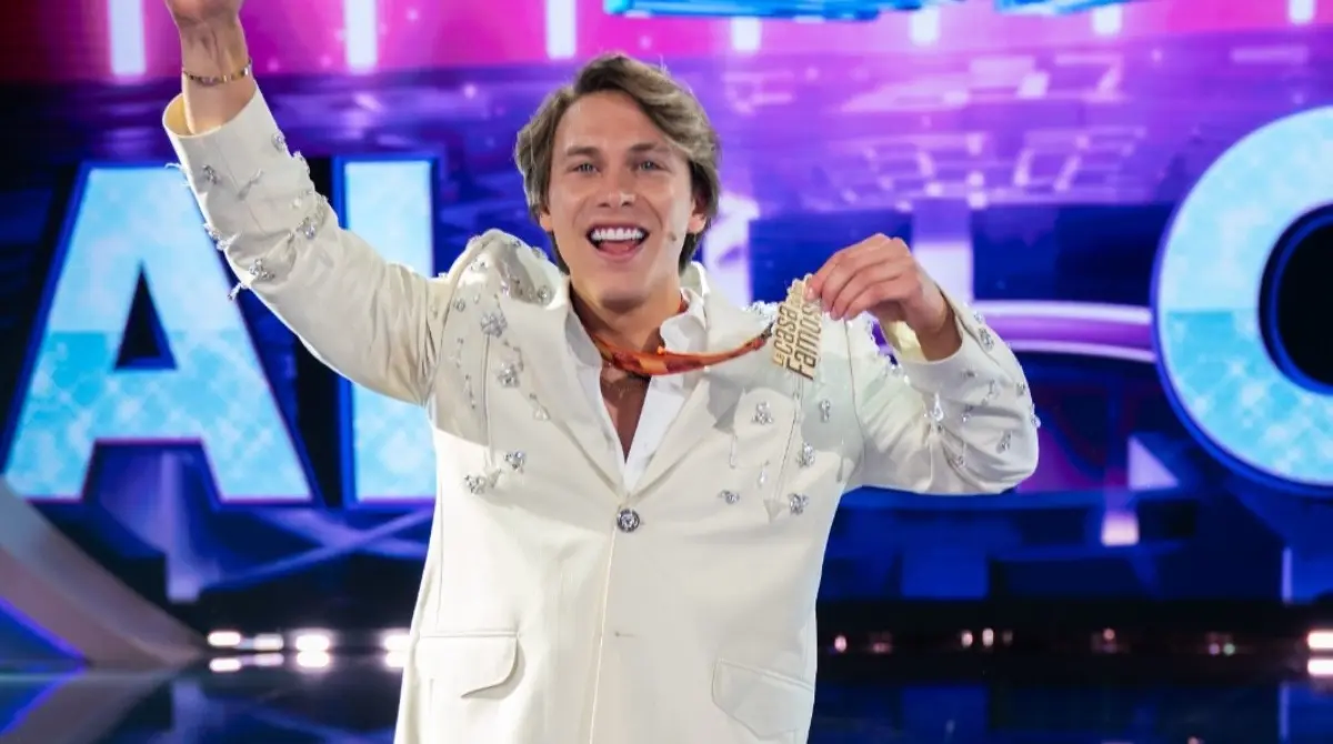  Aldo de Nigris promete quedarse en Televisa 