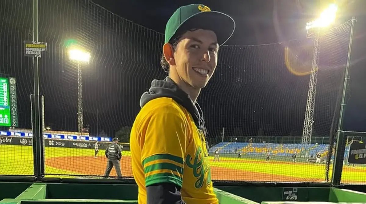 El doctor e influencer que se dedica a compartir sus conocimientos médicos en redes sociales 