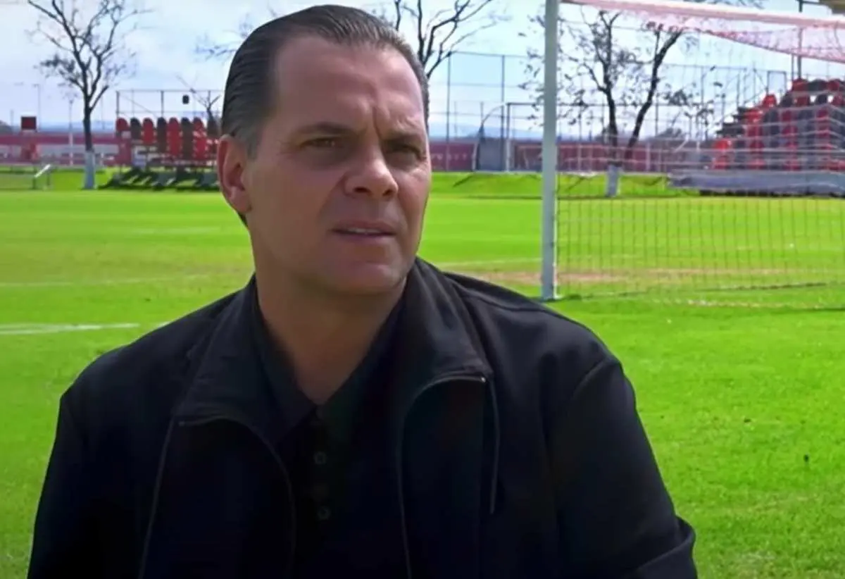  Christian Martinoli pidió ver a países como Colombia que, a diferencia de México, sí exportan talento a Europa. 