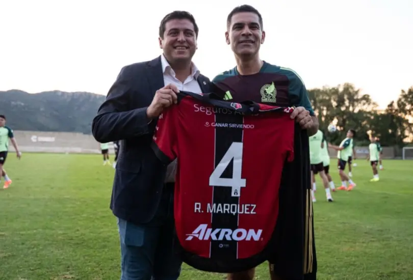 Rafa Márquez tuvo un reencuentro con el Atlas