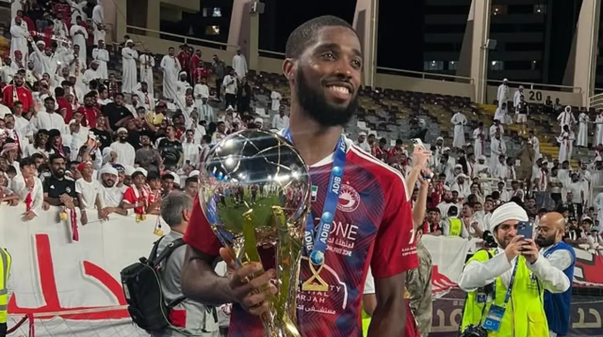 A pesar de los éxitos que ha cosechado actualmente se encuentra sin equipo A pesar de los éxitos que ha cosechado actualmente se encuentra sin equipo