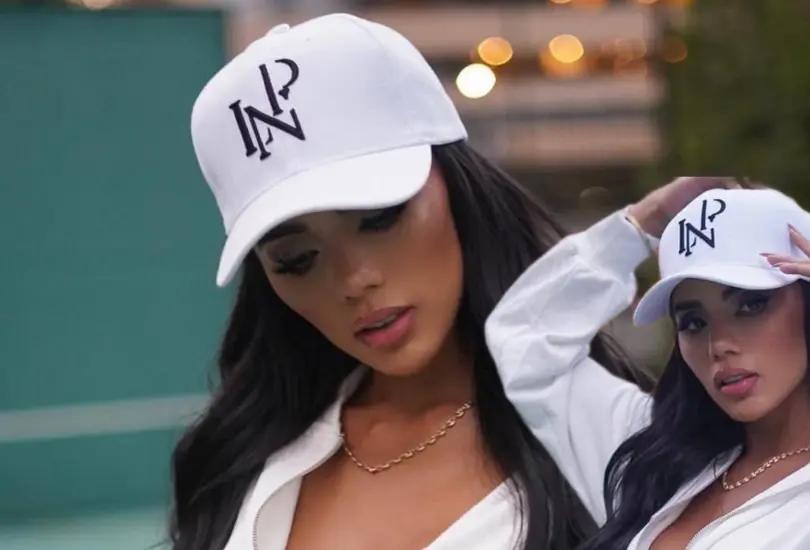 Karina García, influencer, modelo y ex auxiliar de enfermería, será la rival de Karely Ruiz en Stream Fighters 4. Karina García, influencer, modelo y ex auxiliar de enfermería, será la rival de Karely Ruiz en Stream Fighters 4.