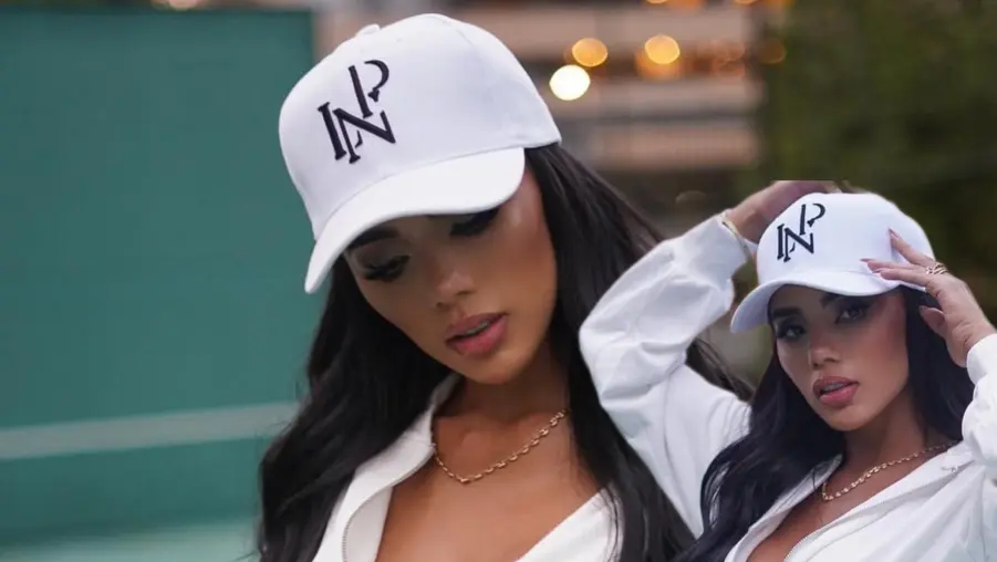 Ella es Karina García, la poderosa modelo que peleará con Karely Ruiz