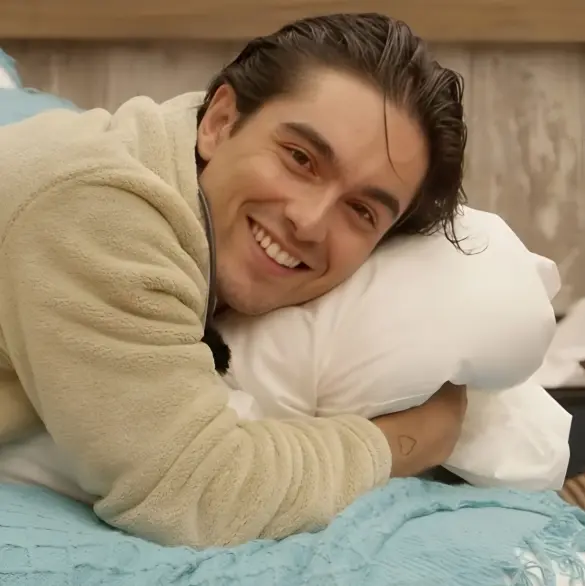 VIDEO: Sergio Mayer Mori sufre descuido en La Granja VIP