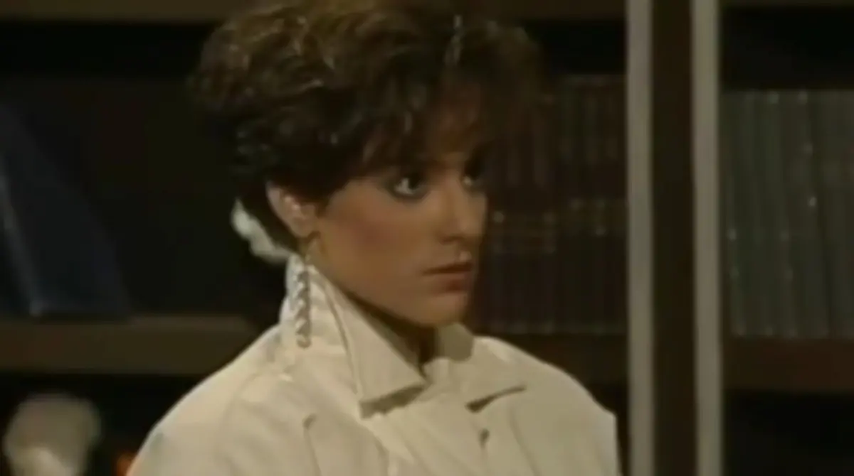 Antes de los 2000, era común verla participar en obras de teatro