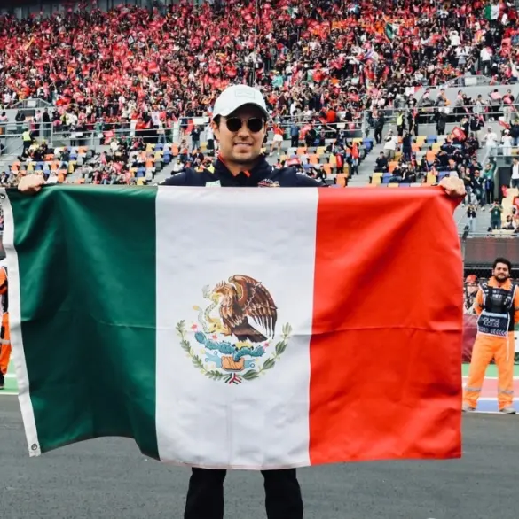Checo Pérez podría reaparecer en el GP de México 2025