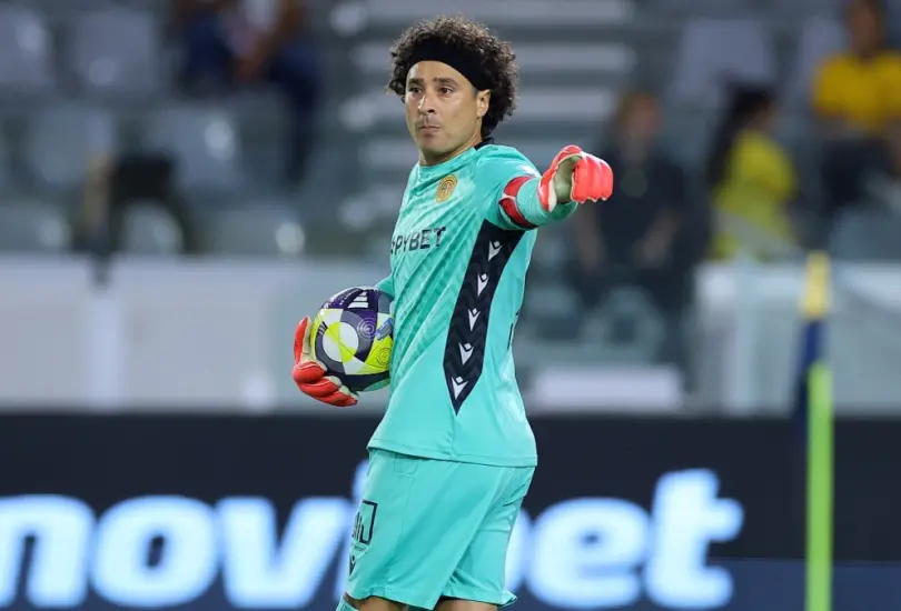 Guillermo Ochoa se llevó otra goleada en Chipre Guillermo Ochoa se llevó otra goleada en Chipre