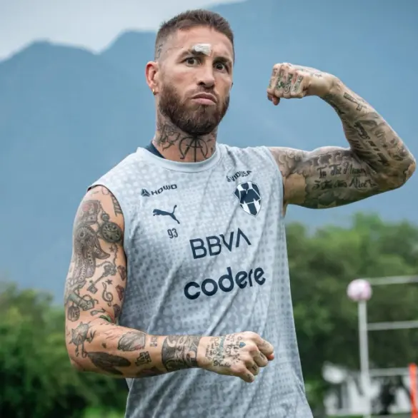 Sergio Ramos lanza indirecta a directiva de Rayados sobre su continuidad