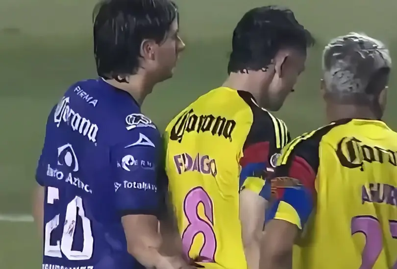 Fidalgo salió con molestias en la rodilla ante Mazatlán y André Jardine detalló su condición tras el partido. Fidalgo salió con molestias en la rodilla ante Mazatlán y André Jardine detalló su condición tras el partido.