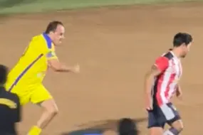 VIDEO: Cuauhtémoc Blanco pierde la cabeza y agrede al Venado Medina