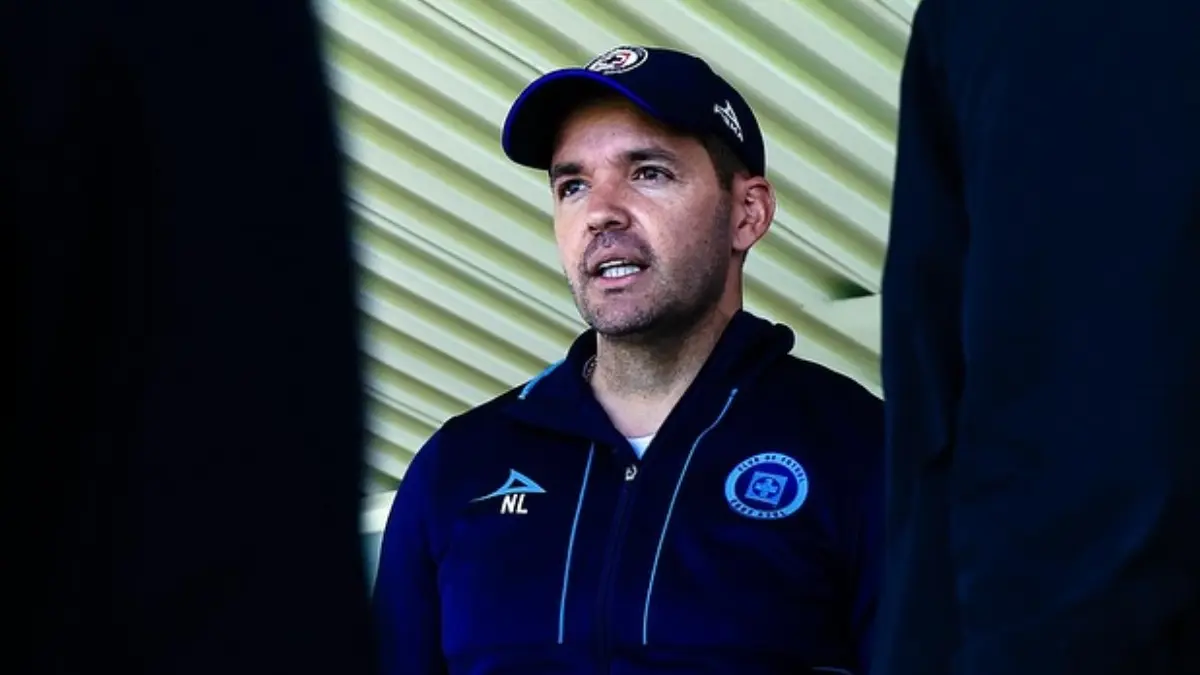  Nicolás Larcamón lanzó un dardo a Pumas 