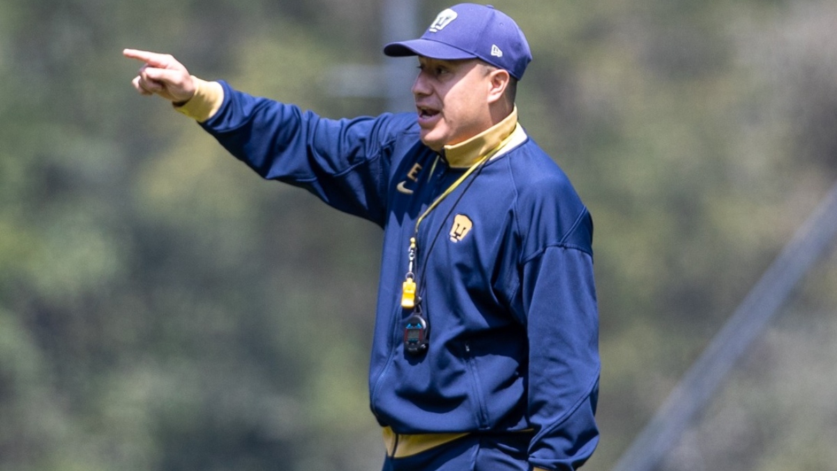 Filtran la postura de directiva de Pumas sobre continuidad de Efraín Juárez