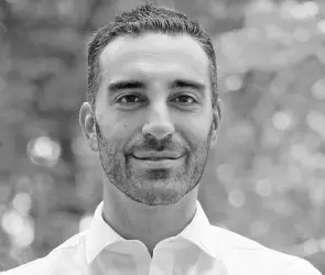 Simón Levy, empresario que pretendía comprar a Chivas evita captura de Interpol