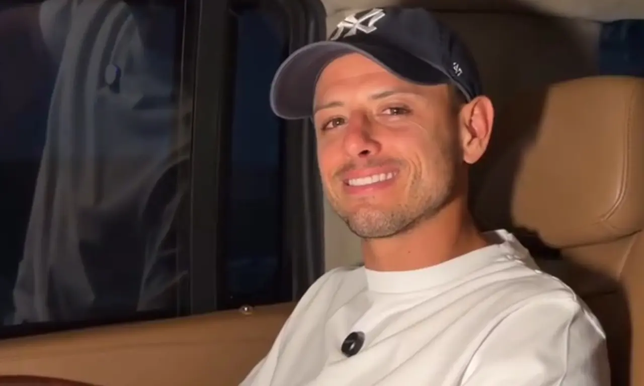  Javier Hernández publicó un polémico comentario en Instagram que reavivó las críticas en su contra. 