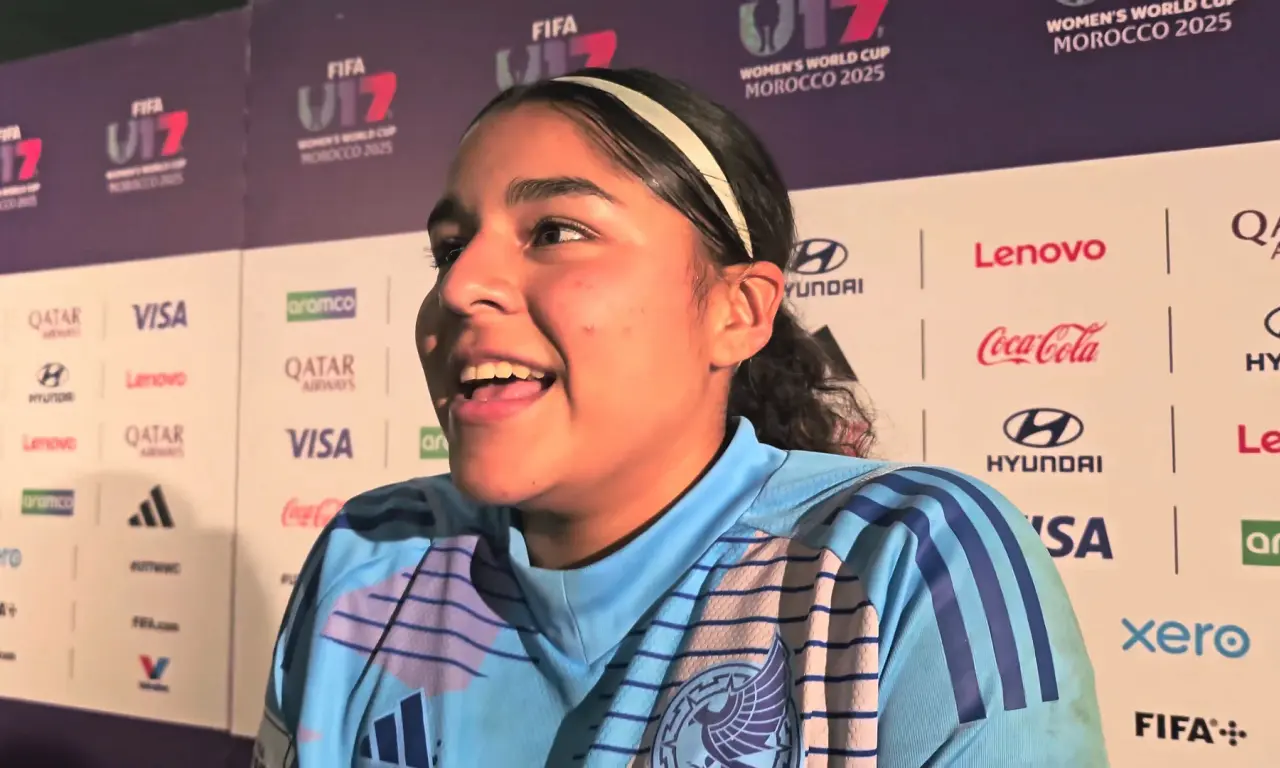  Valentina Murrieta,  arquera de la Selección Sub-17, detuvo tres penales ante Italia y fue la figura del partido. 
