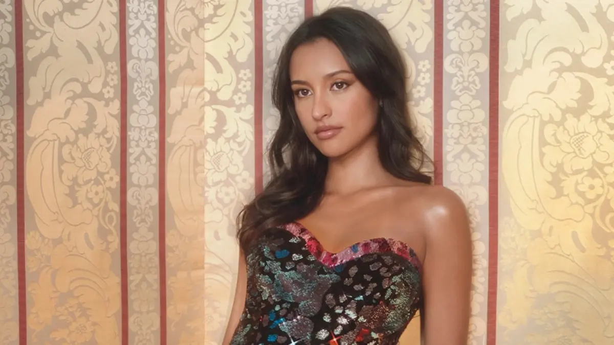 Sólo en su cuenta principal de Instagram alcanza los 3 millones de followers.